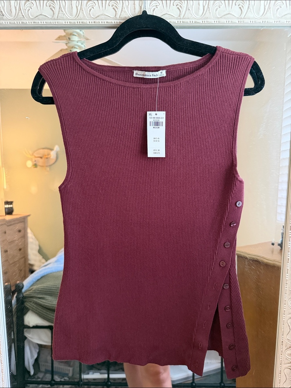 Abercrombie & Fitch Ribbed Sleeveless Tank Top - Maroon